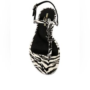 Yves Saint Laurent flat sandals